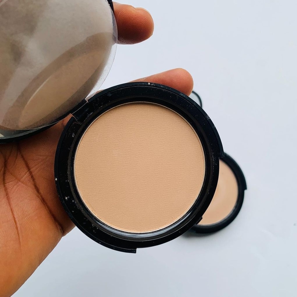 ELF Presses Mineral Foundation- Toffee